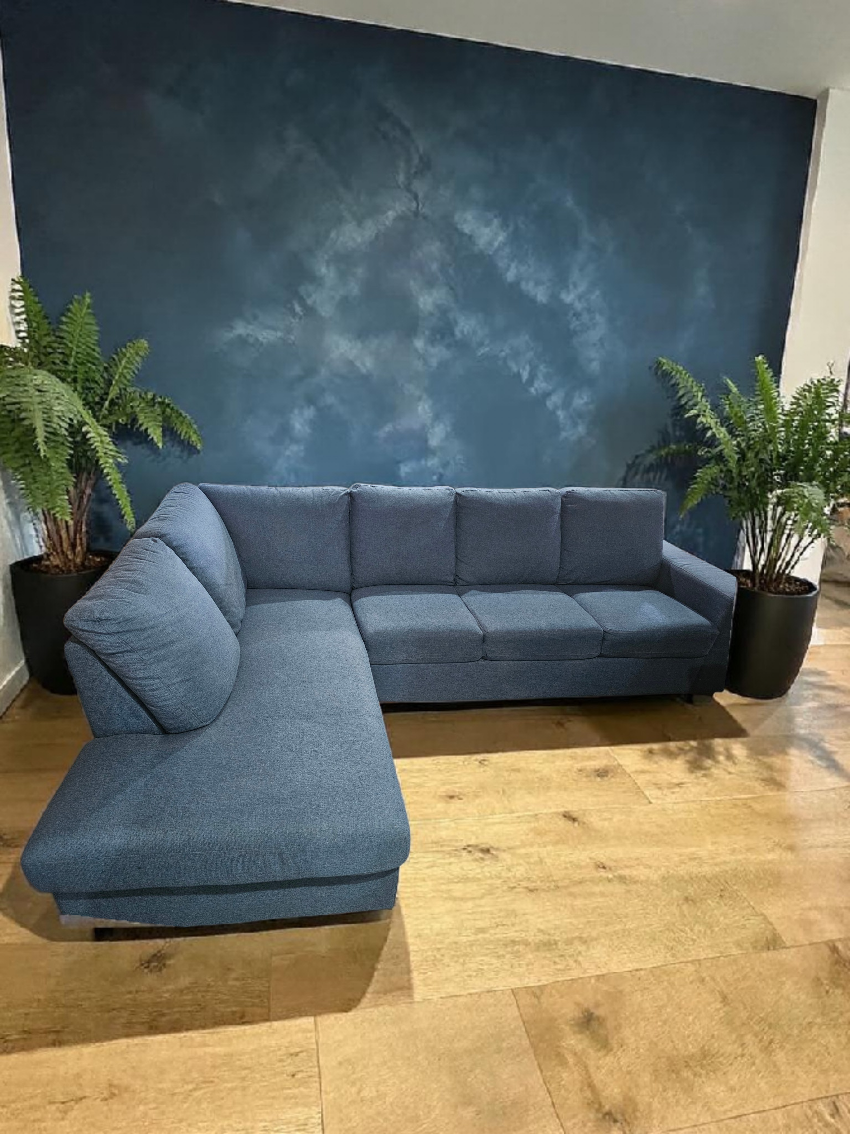Pre-Loved Blue Chaise Lounge